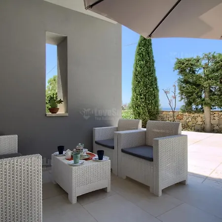 Pool By Lovesud Holiday home