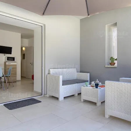 Pool By Lovesud Torre Vado